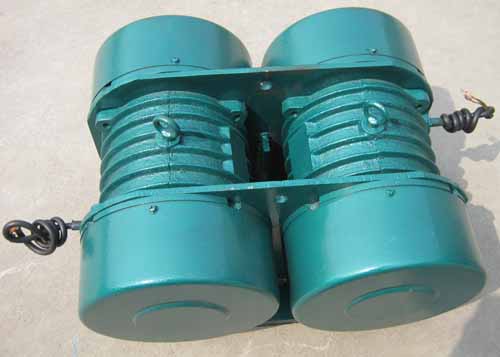 直線自振源??連體振動電機 編號:10521514916